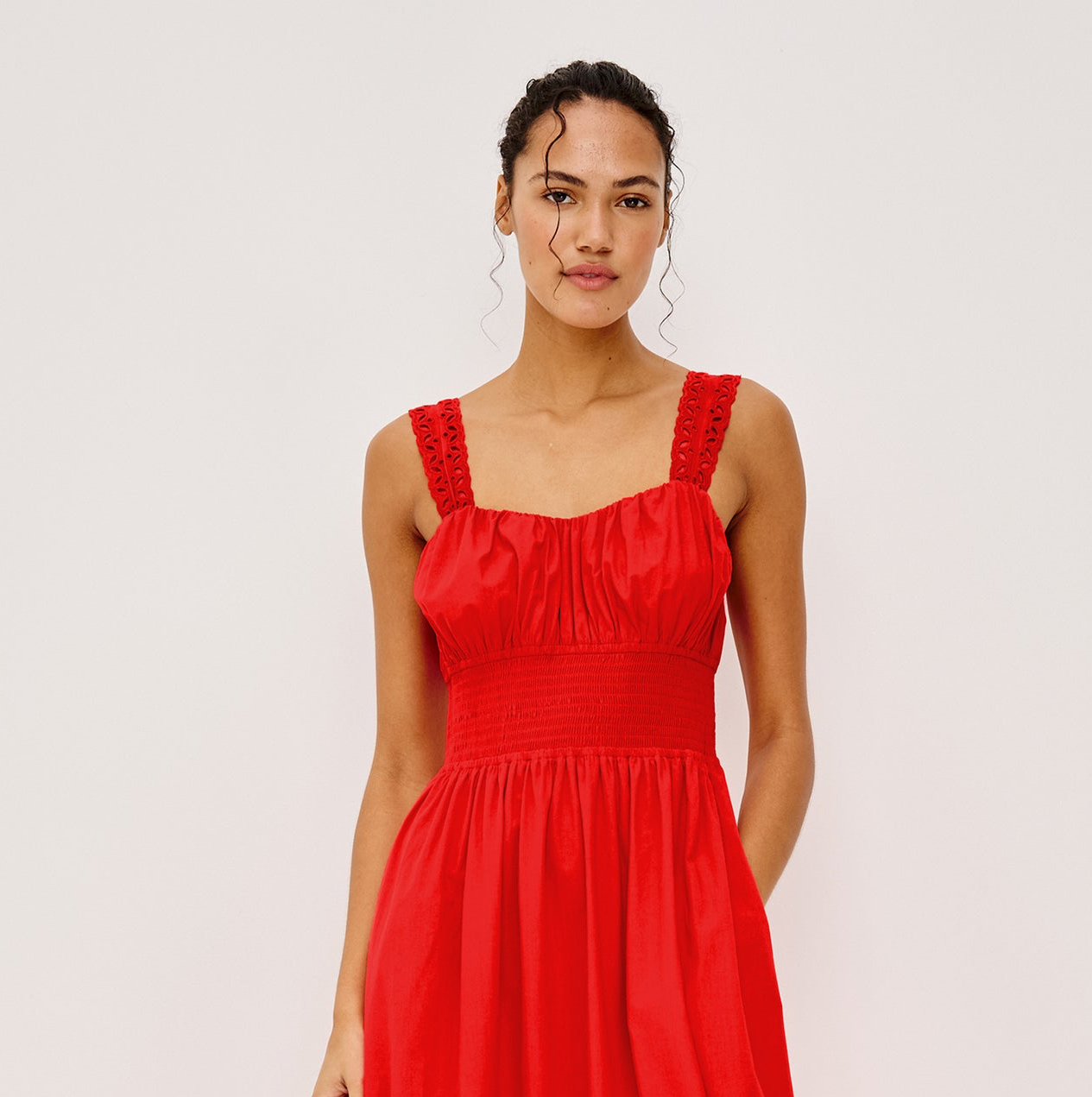 Moira Dress - Scarlet