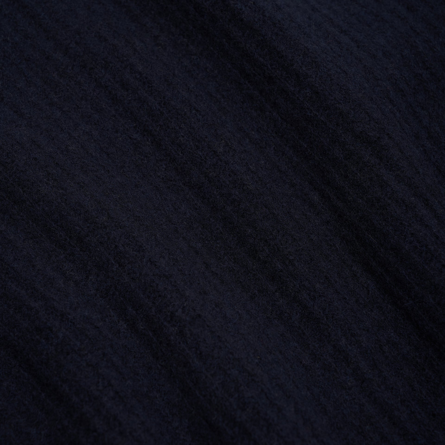 Dewsbury V Neck Overton - Navy