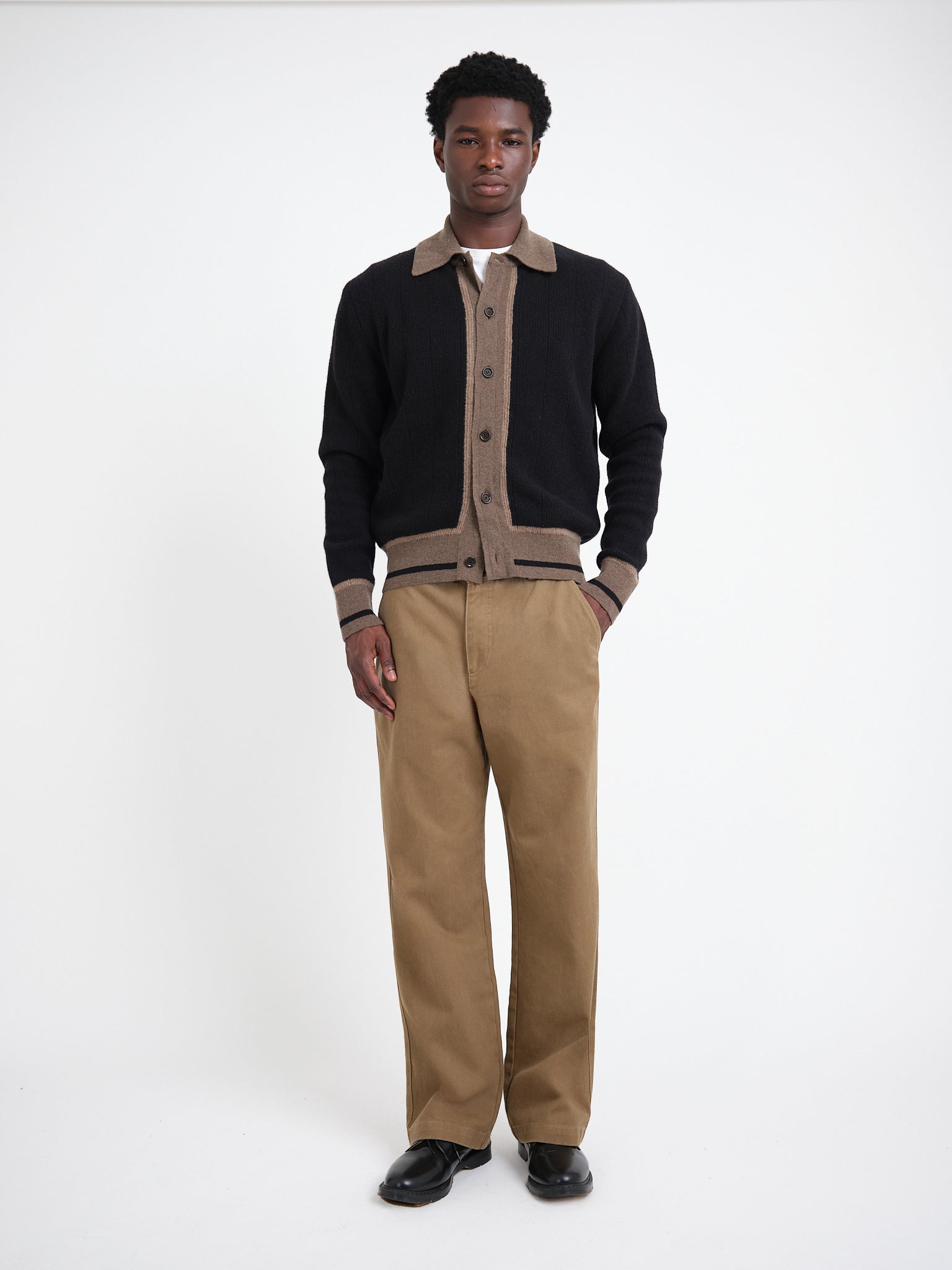 Oliver Britten Knitted Cardigan Colvin - Black