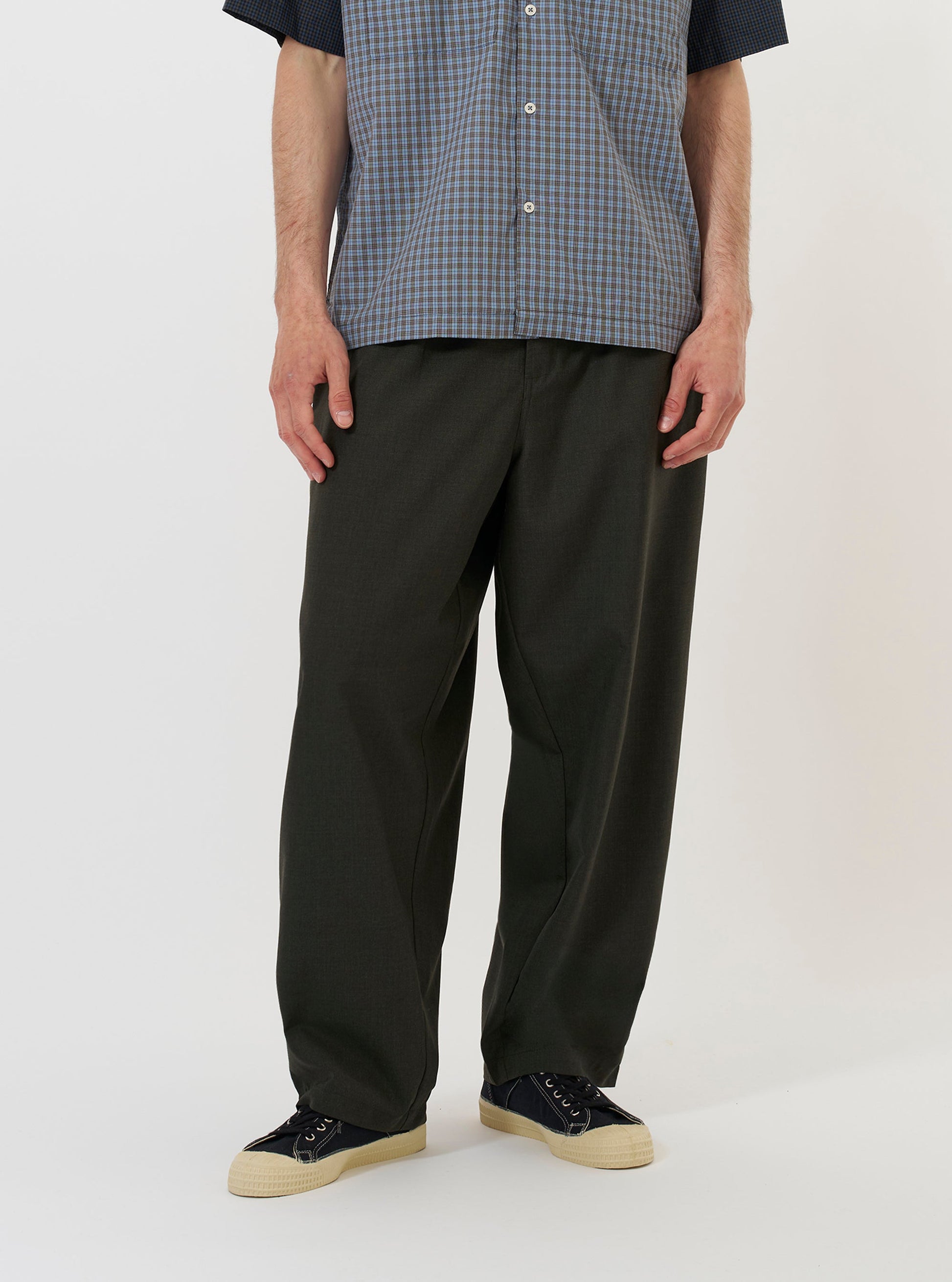 Universal Tropical Suiting Dutch Pant - Olive Marl