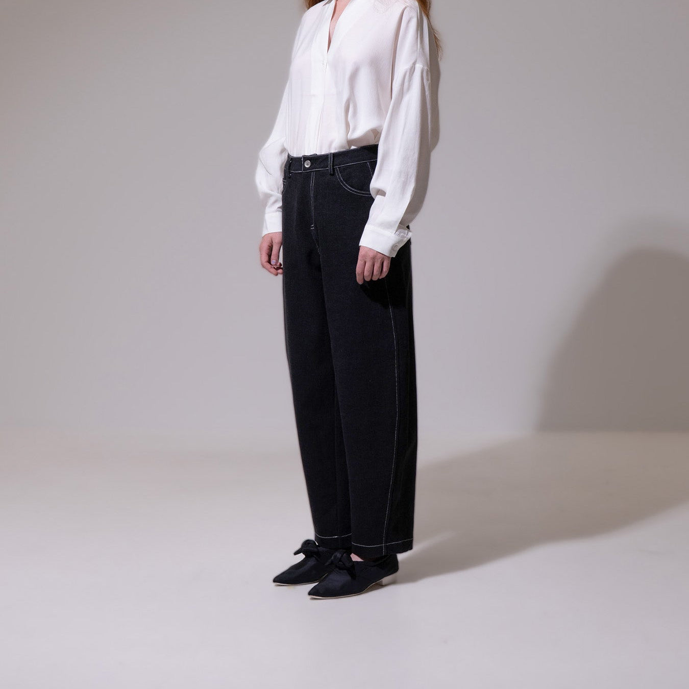 Barrel Leg Jeans - Black