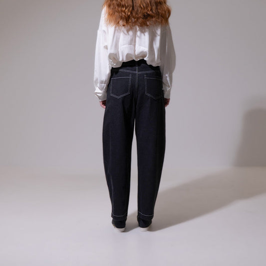 Barrel Leg Jeans - Black