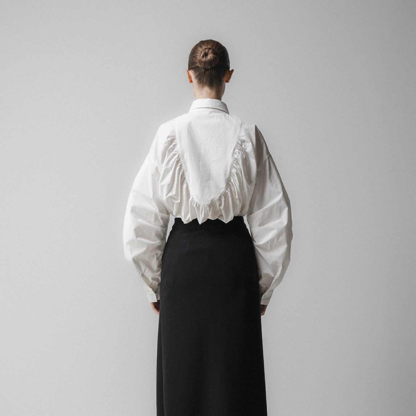 Back Gathered Shirt - White