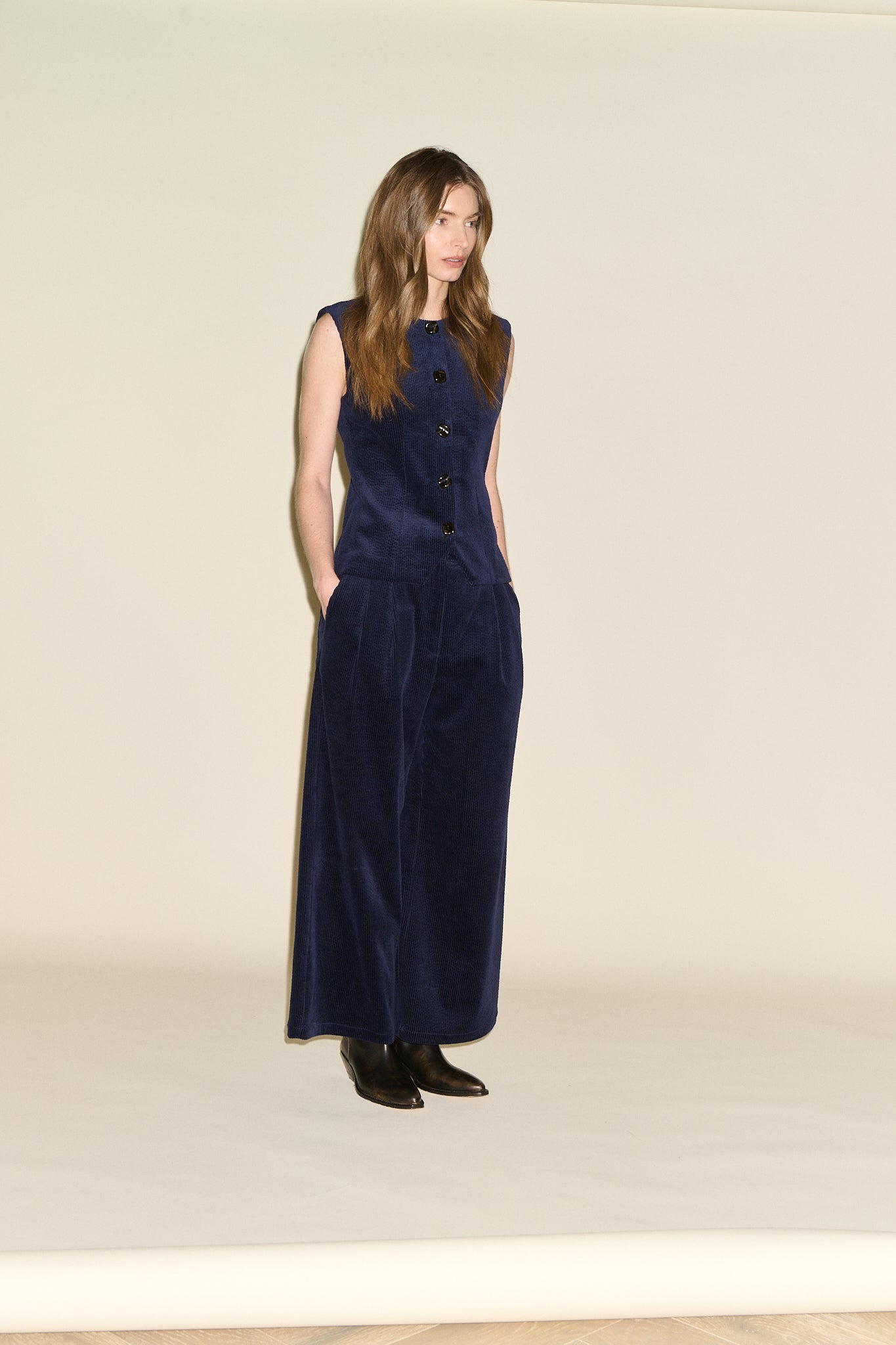SAMDI Winona Cord Waistcoat - Navy