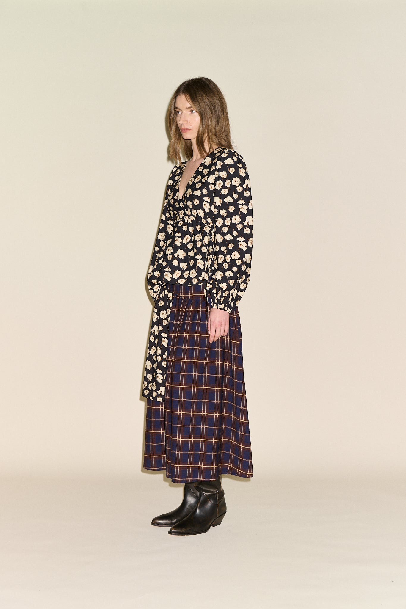 Bella Blouse - Brown Floral