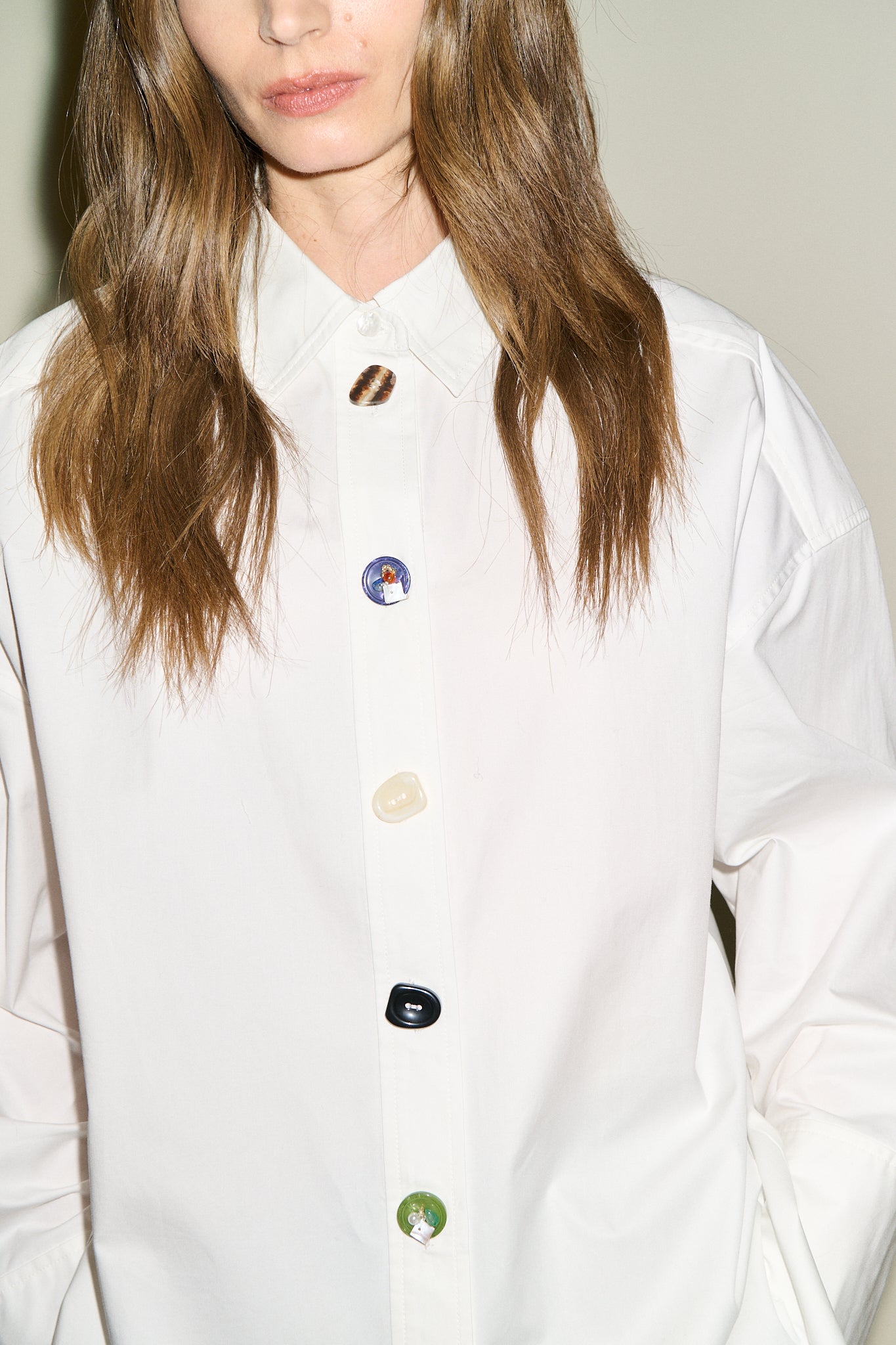 SAMDI Bex Shirt With Mix Buttons - White