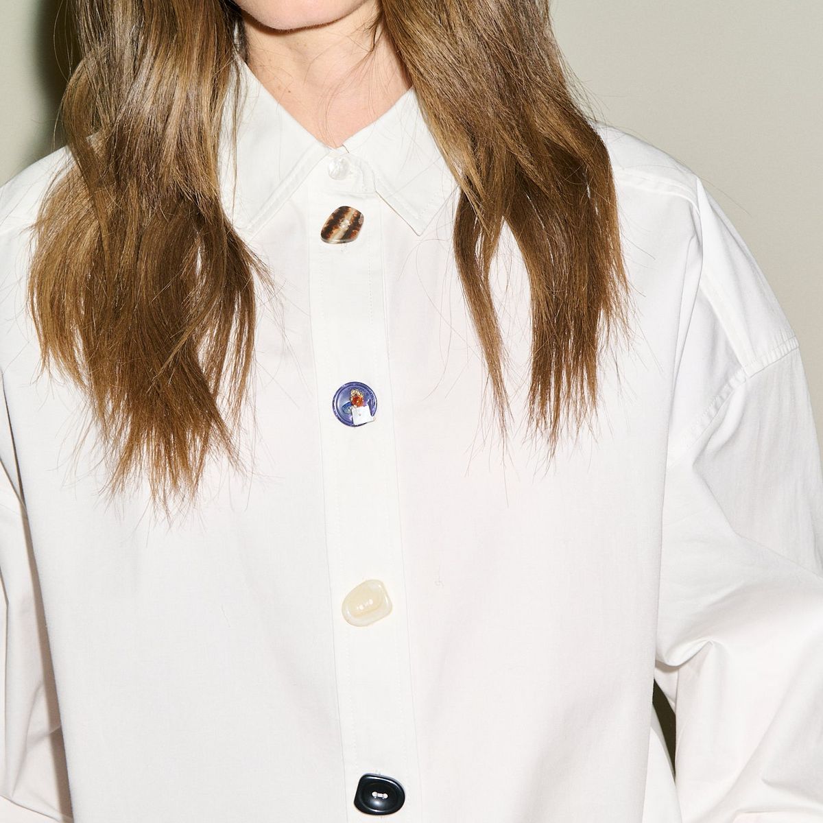 SAMDI Bex Shirt With Mix Buttons - White