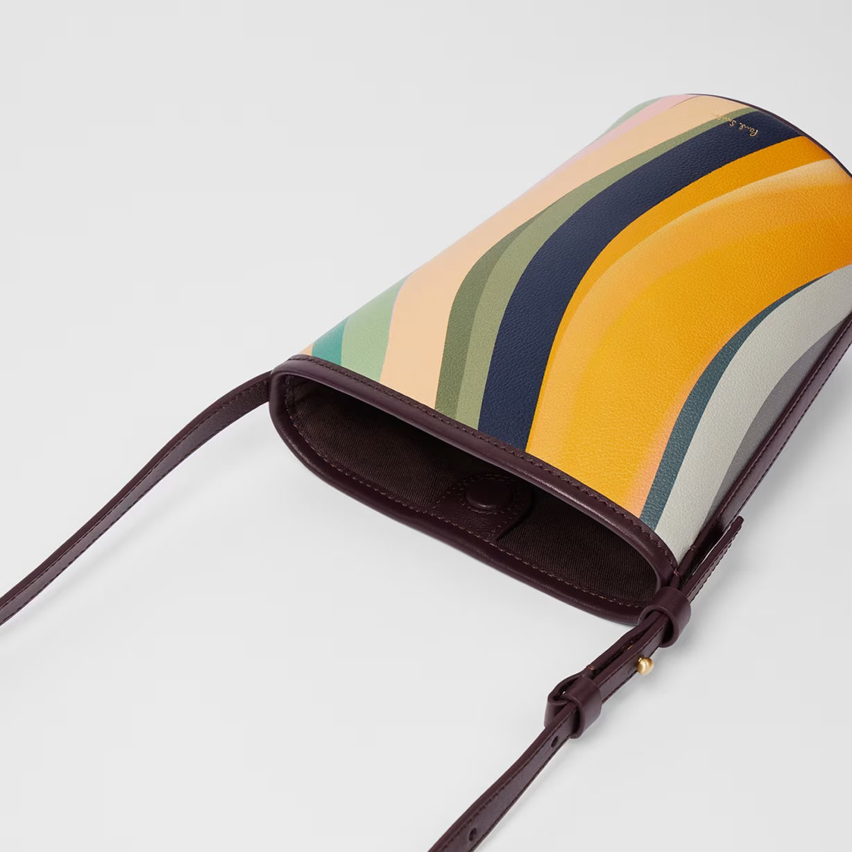 Paul Leather Swirl Bucket Bag - G Swirl