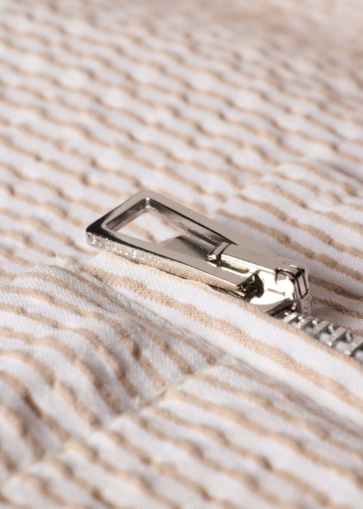 Seersucker Stripe Jacket - White/Pink