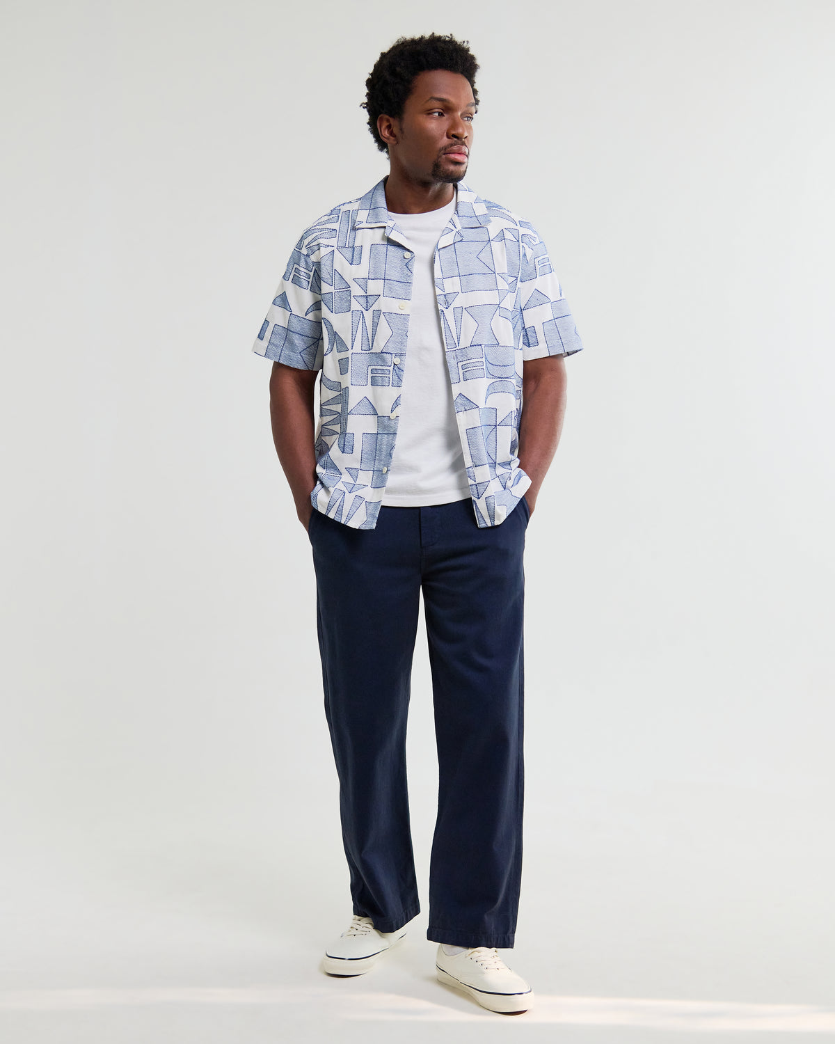Didcot Geometric Embroidered Short-Sleeve Shirt - Ecru / Blue