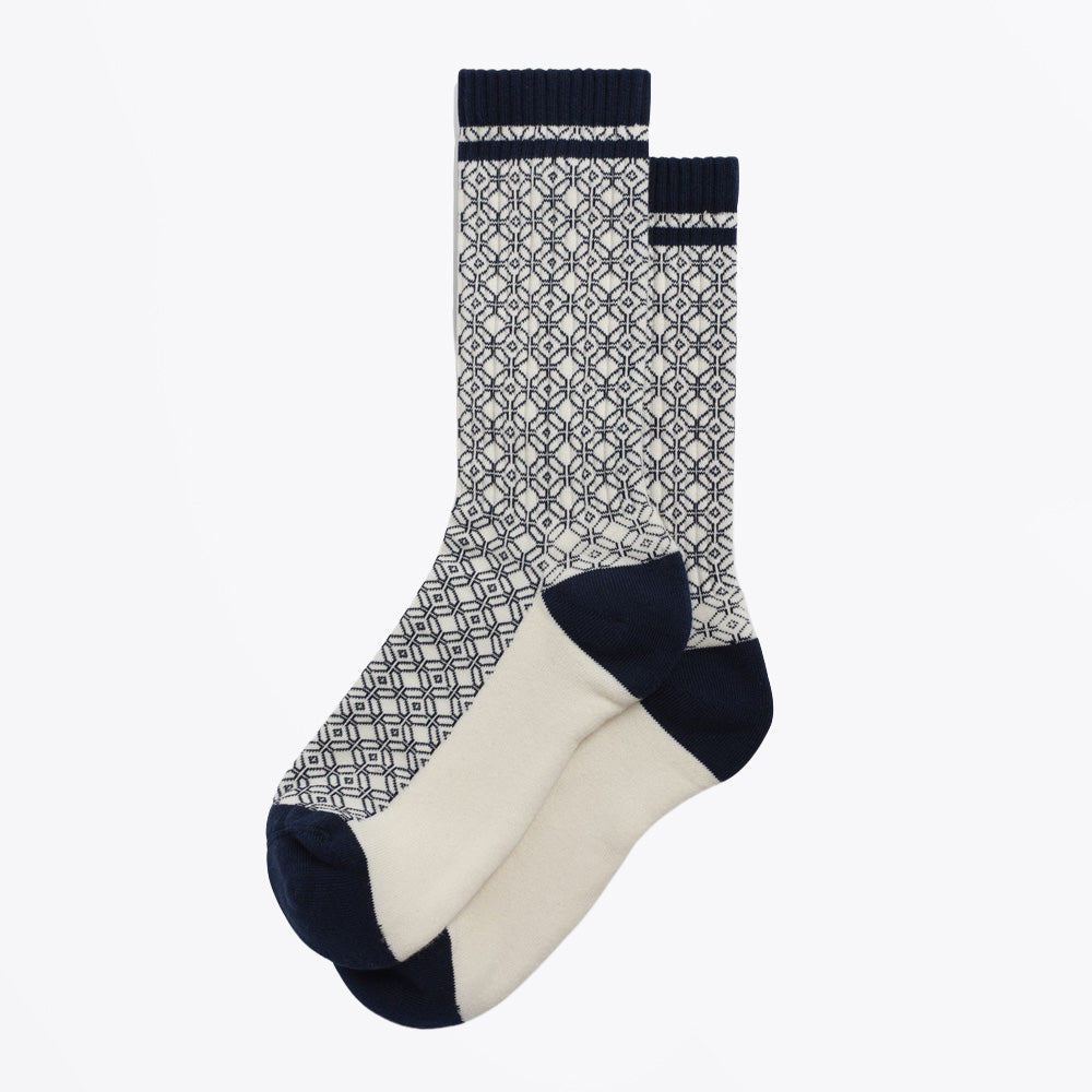 Wax Thorpe Diamond Jacquard Socks - Ecru And Navy