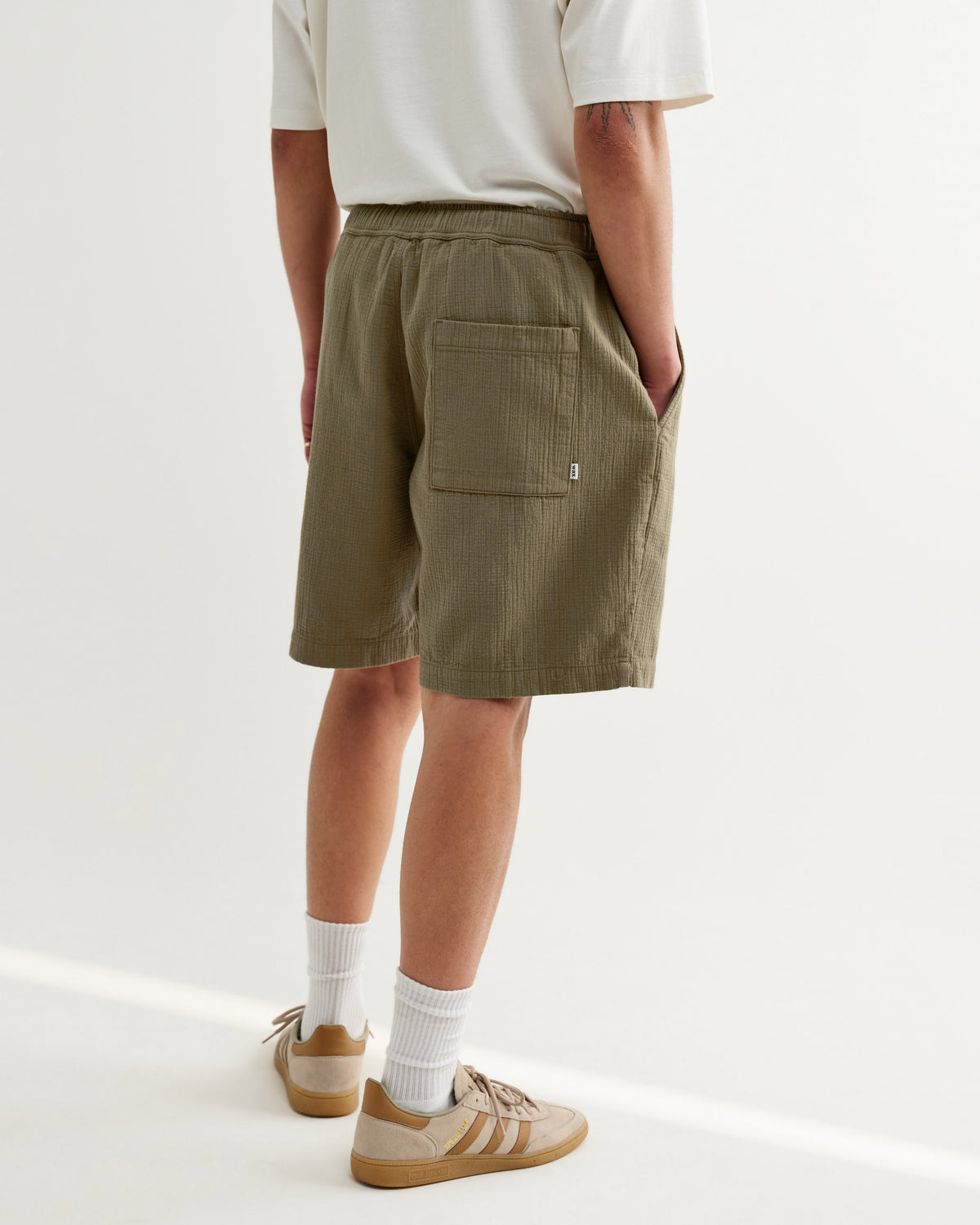 Kurt Cotton Linen Crinkle Shorts - Khaki